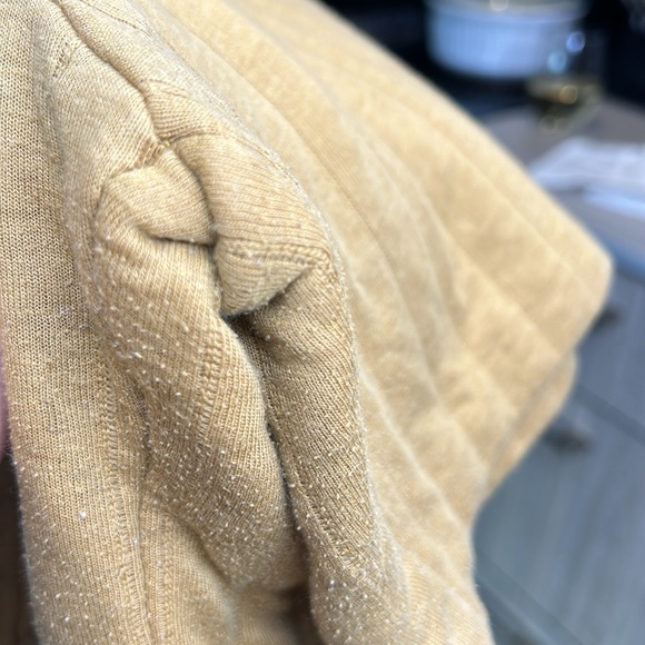 Adolfo Quilted Shorts - Picture 8 of 8